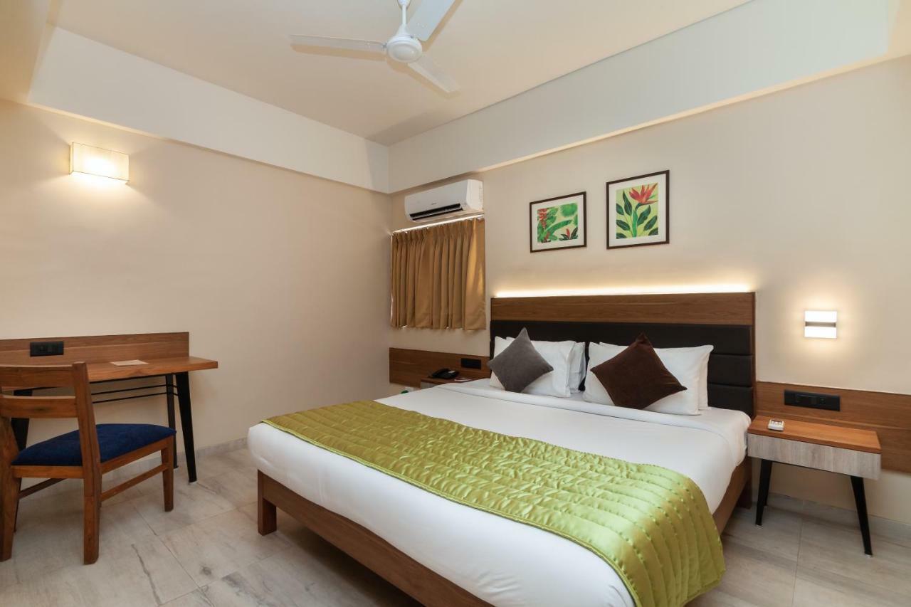 Somy Plaza Calangute Goa - Formerly Somy Resort Exteriér fotografie
